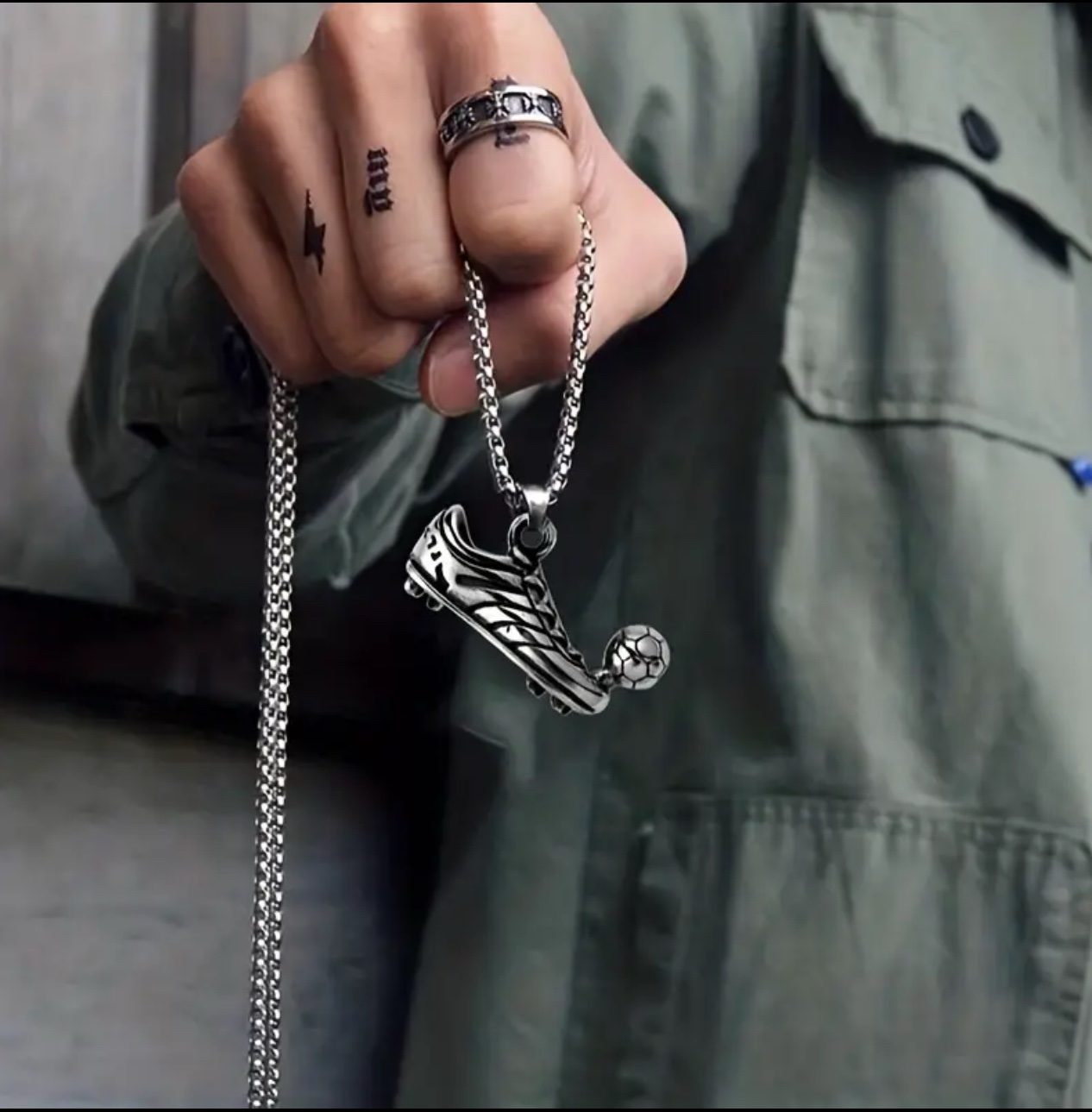 Le collier Maradona